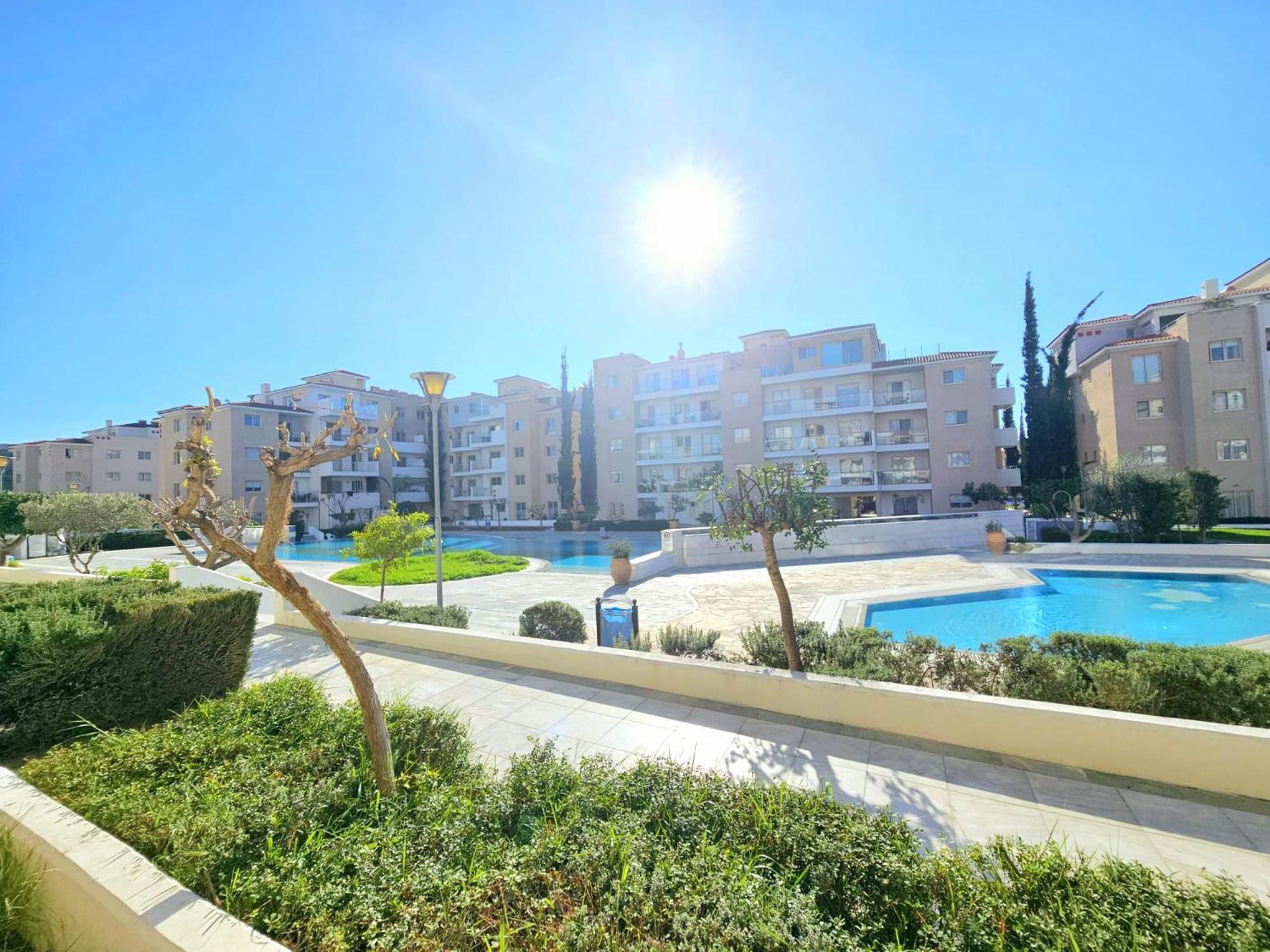 Elysia Park Apartments بافوس المظهر الخارجي الصورة