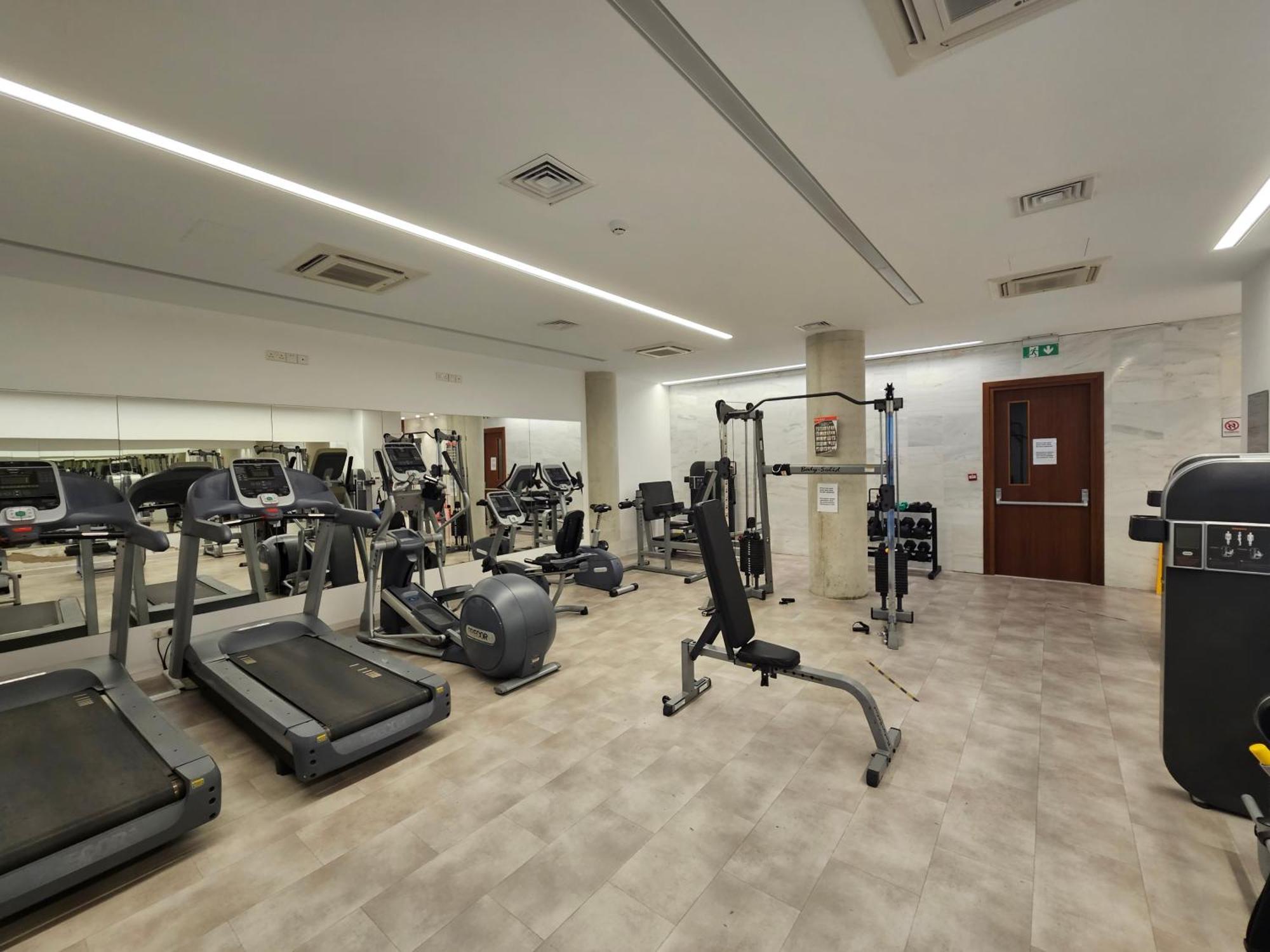 Elysia Park Apartments بافوس المظهر الخارجي الصورة