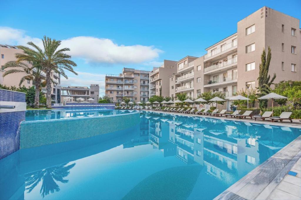 Elysia Park Apartments بافوس المظهر الخارجي الصورة